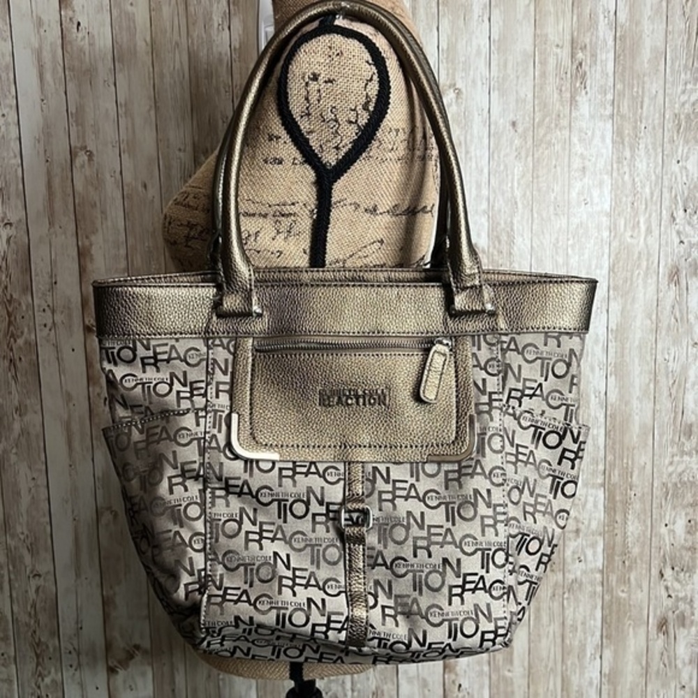 Kenneth Cole Reaction Shoulder Carry All Tote